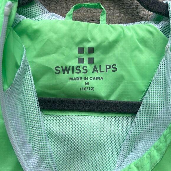 Swiss Alps Women's Green Zip-Up Hooded Windbreaker - Picture 3 of 7